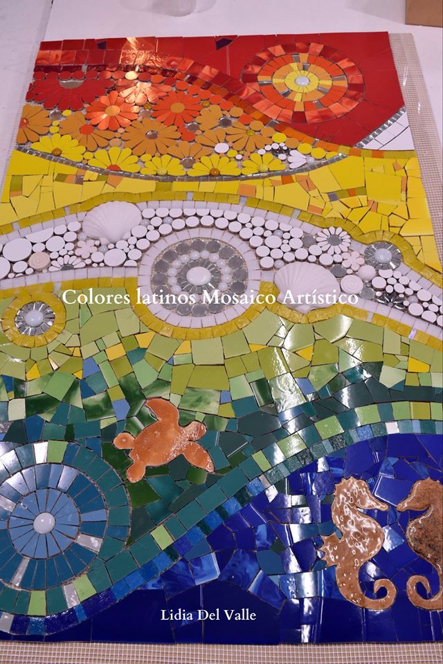 SEMINARIO DE TESELAS - Colores Latinos Mosaico Artístico
